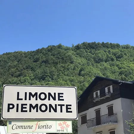 Apartment Little Limone - Cozy Opposite Maneggio Slopes Limone Piemonte